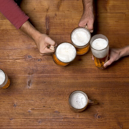 The Golden “DO” Rules of Happy Hour Etiquette