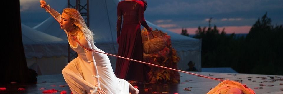 36 Career Resources for the Theater, Film and Television Industry